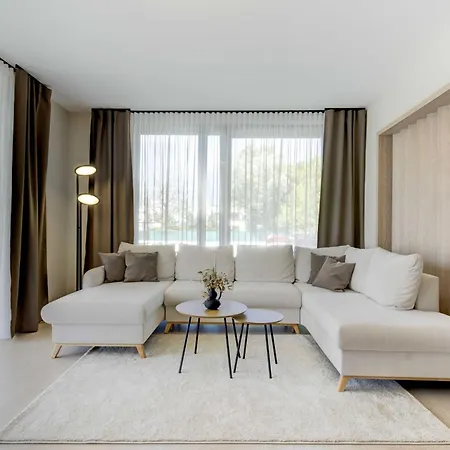 Apartment By The Lakeside Balatonlelle