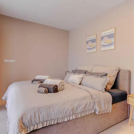 Apartment By The Lakeside Balatonlelle